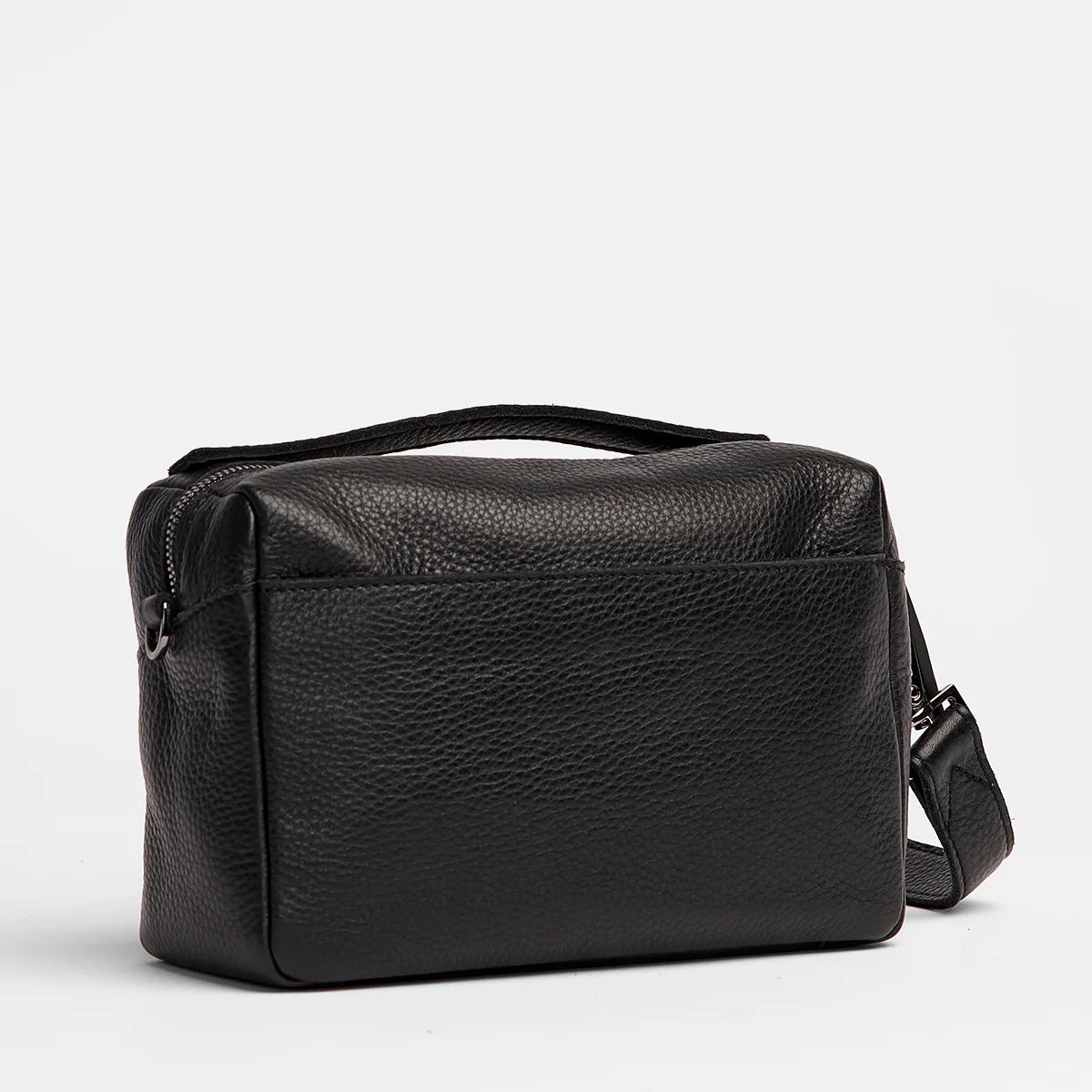 Evan Crossbody- Black / Gunmetal