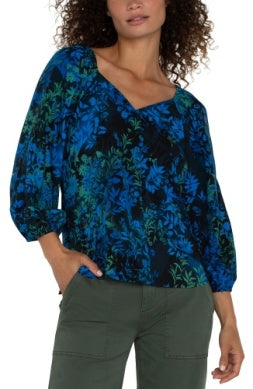 3/4 Sleeve Sweetheart Neck Blouse